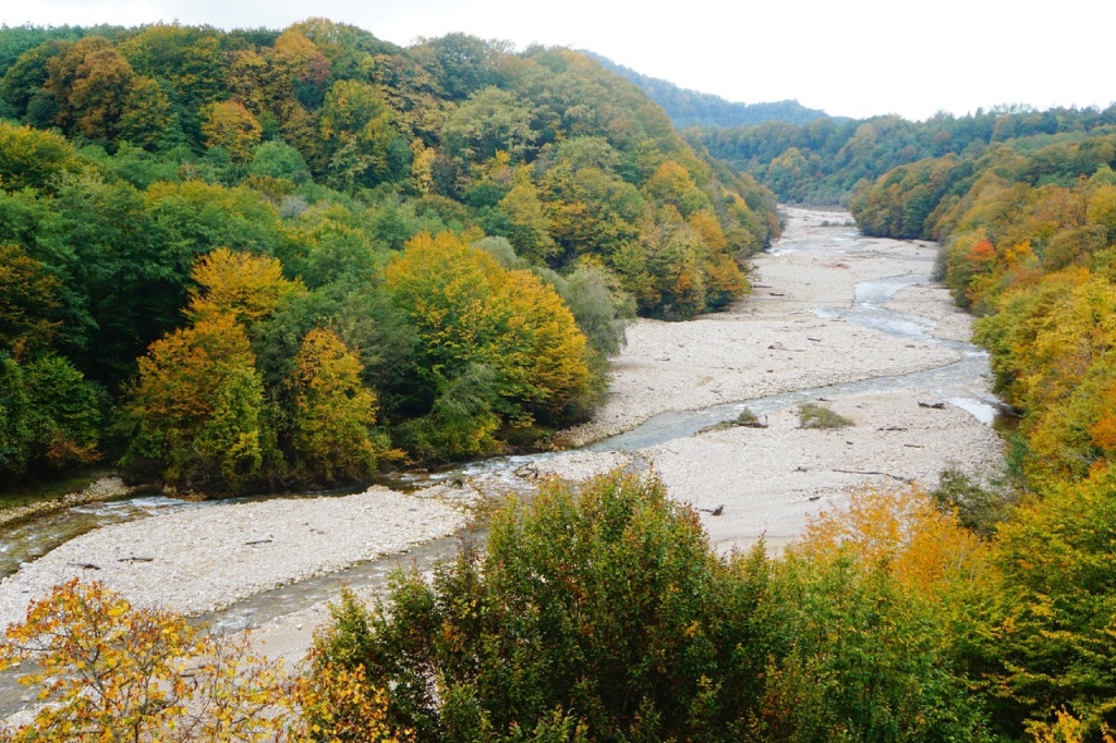 вид с крепости Дурипш.jpg