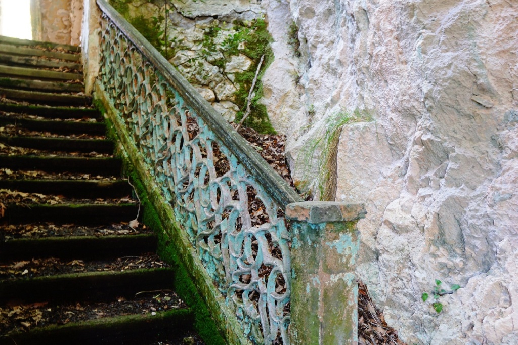 Ласточкино гнездо подъем к смотровой.jpg