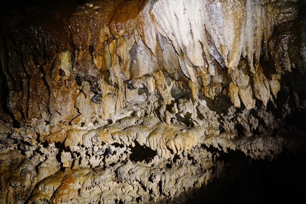 пещера в Хабю.jpg