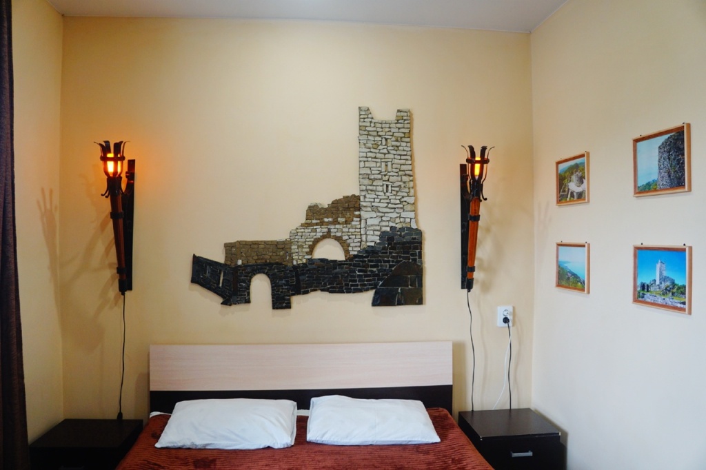 Двухместный с балконом в Кындыге.jpg