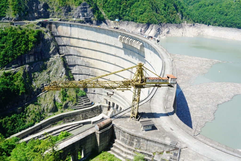 Джварское водохранилище.jpg