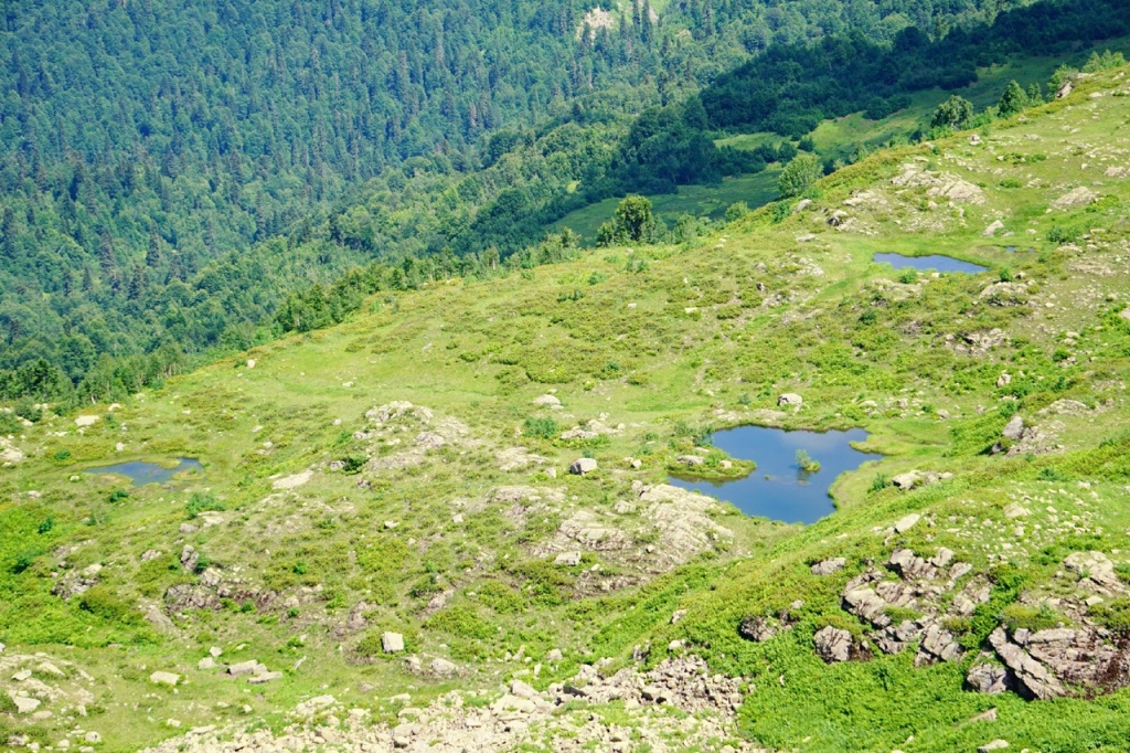 Озера Ацетука сверху.jpg